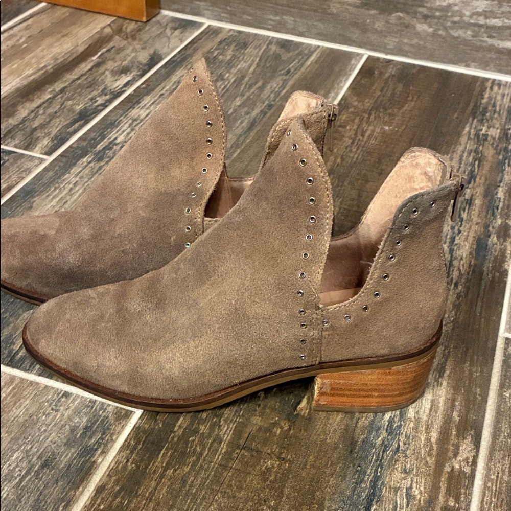 Chelsea and Violet tan suede booties.